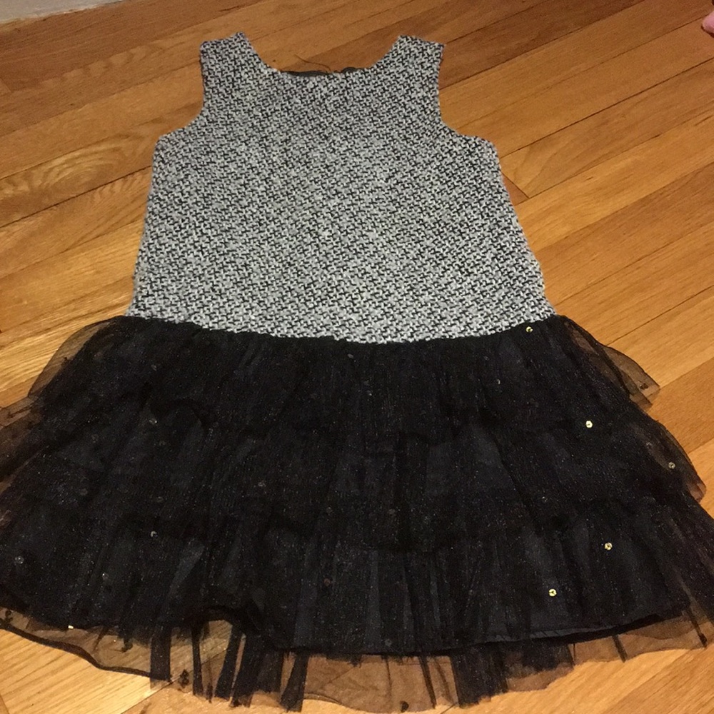 Girls dress